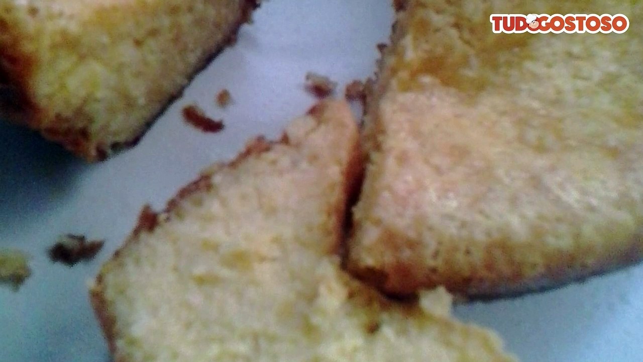 Bolo de milho sem farinha e sem fermento