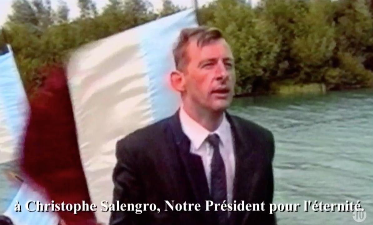 L'émouvant hommage de Groland à Christophe Salengro, "Notre Président pour l'éternité"
