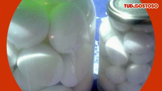 Ovos de galinha em conserva