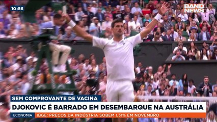 Tenista foi  barrado por agentes de imigração ao desembarcar na Austrália após conseguir uma isenção médica para entrar no país sem se vacinar contra covid