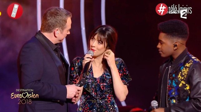 Très émue, Nolwenn Leroy rend hommage à la chanteuse décédée de The Cranberries