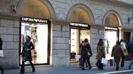 Tải video: Armani cancela sus desfiles de  Milán y París por los contagios de la variante omicron