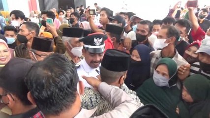 Pelantikan Kades Abai Prokes di Polewali Mandar