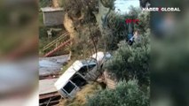 Bursa'da alkollü sürücü kamyonetiyle 50 metreden site bahçesine uçtu