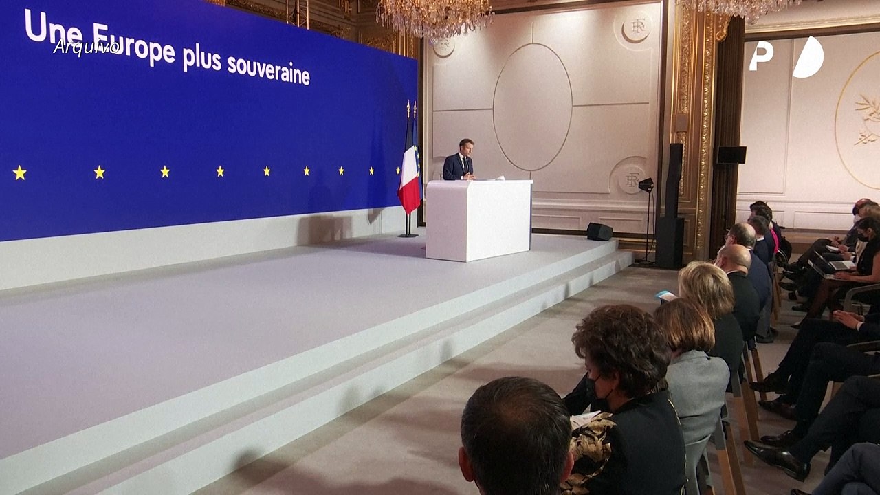 Macron empenhado em 'irritar' não vacinados contra Covid