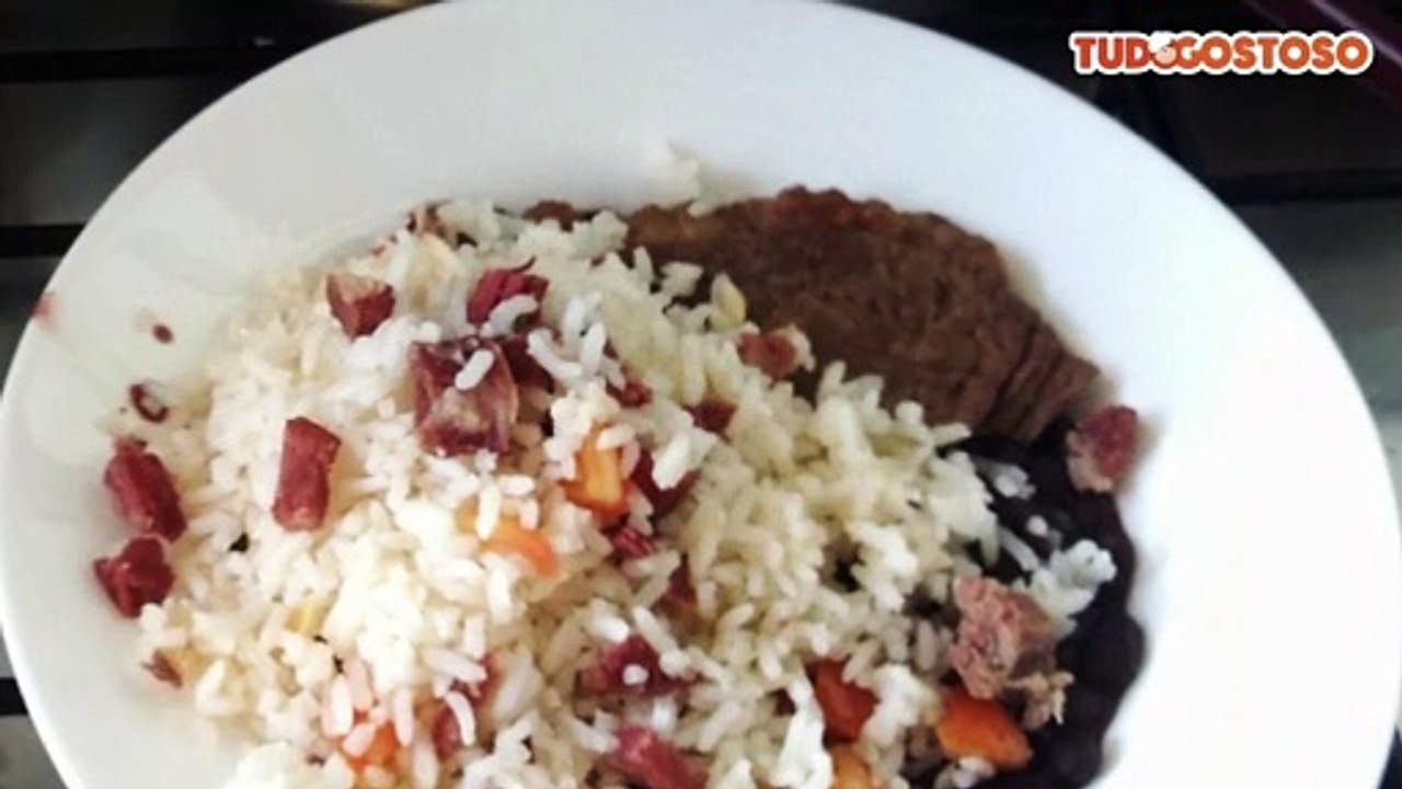 Arroz com carne seca