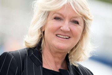 Charlotte de Turckheim évoque sa déception amoureuse provoquée par un homme politique de premier plan