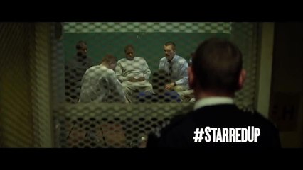 Les _poings contre les murs