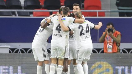 Kupa canavarı Beşiktaş! Penaltılara giden finalde Antalyaspor'u mağlup eden Kara Kartal, Süper Kupa'yı 9. kez müzesine götürdü