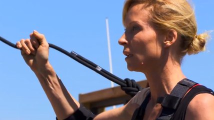 Fort Boyard : Rebecca Hampton affronte sa plus grande peur... Le vide !
