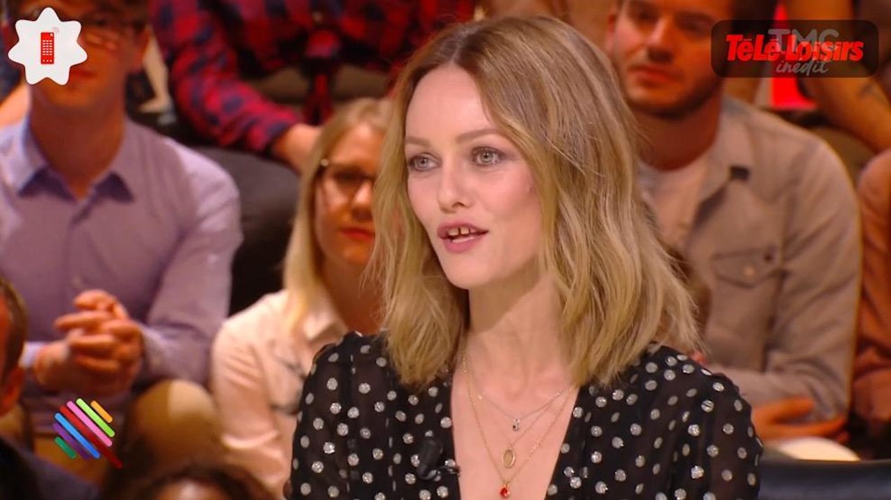 Vanessa Paradis parle avec fierté de sa fille sur le tapis rouge