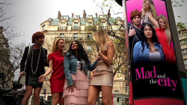 Le Mad Mag : Ayem, Benoit, Emilie et Fiona se transforment en héroines de Sex and the city !