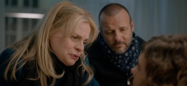 Mon poussin : Isabelle Nanty, maman poule dans la bande-annonce !