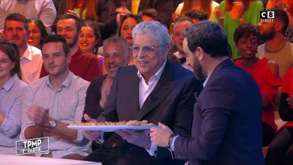Enrico Macias piège l'équipe de Cyril Hanouna avec des gâteaux très spéciaux...