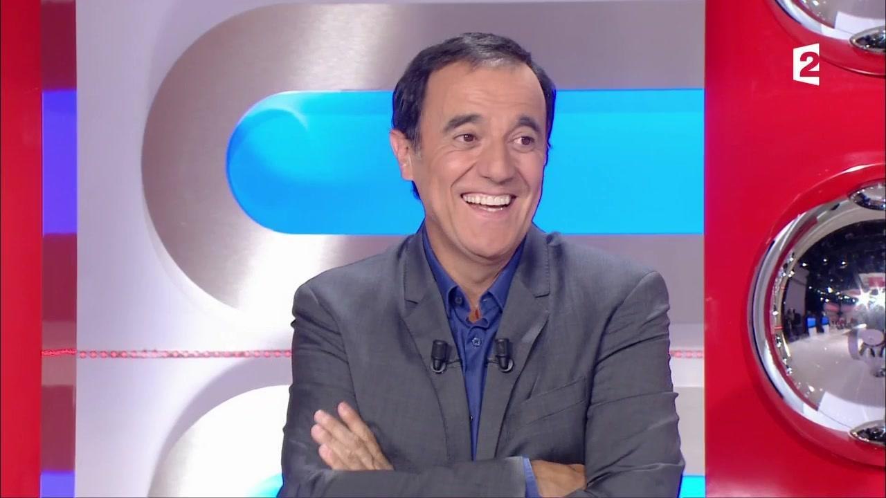 Une candidate de Motus très heureuse de gagner provoque le fou rire de Thierry Beccaro