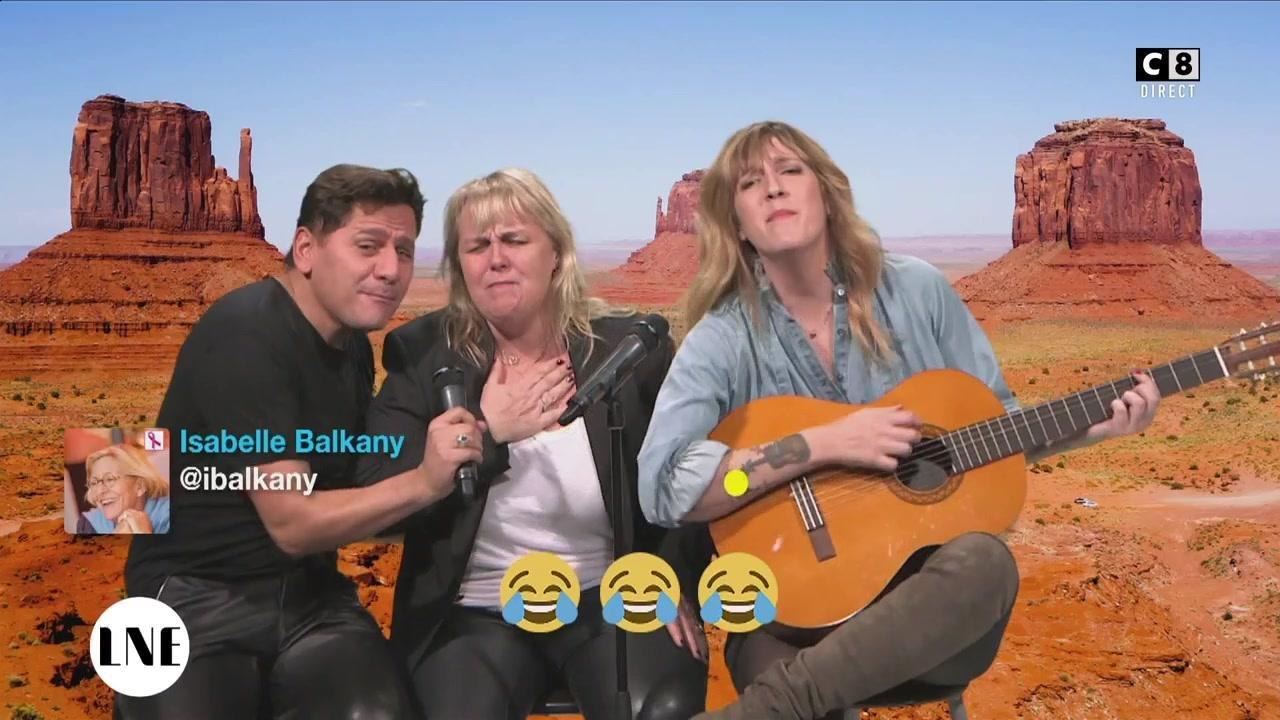 A fond, Valérie Damidot chante avec Daphné Burki dans La nouvelle edition