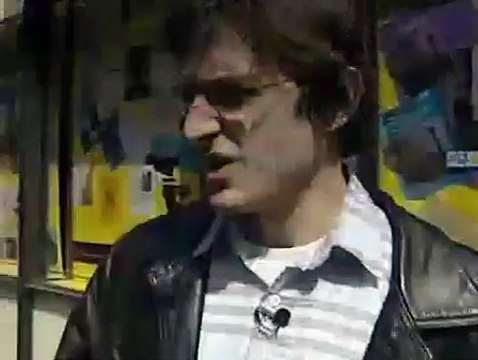 Louis Theroux Weird Weekends S01E11 - Off-Off Broadway