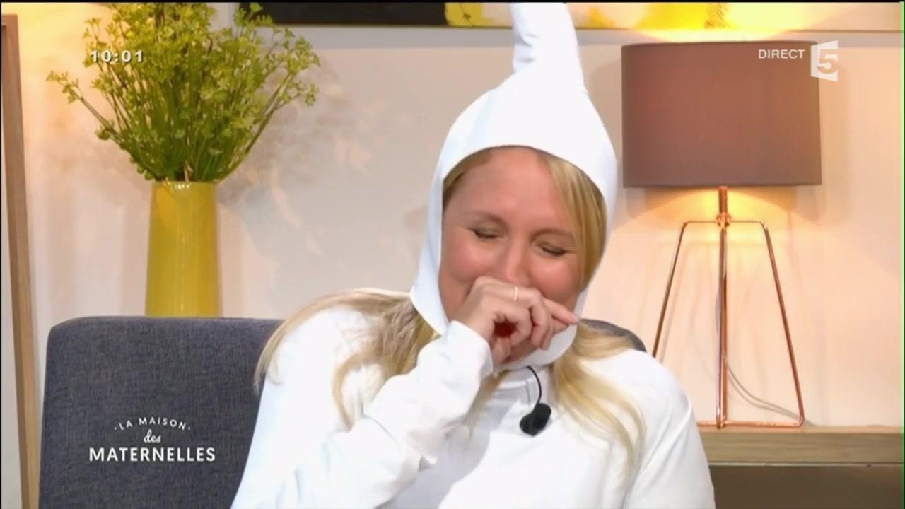 La Maison des Maternelles : Agathe Lecaron se déguise en spermatozoïde et provoque un fou rire général