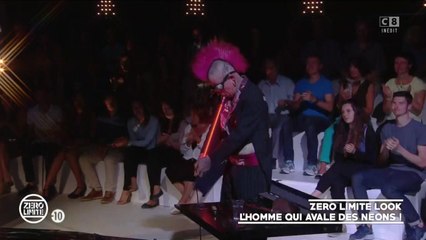 Impressionnant : un fakir avale un néon sur le plateau de Thierry Ardisson