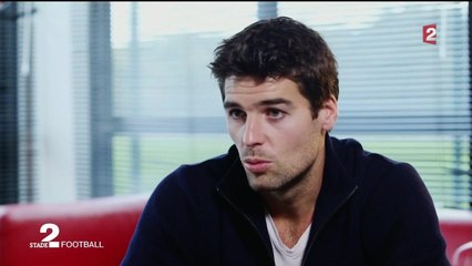 下载视频: Sa relation avec son père, son rapport aux médias : Yoann Gourcuff se confie