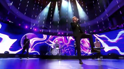 Andreas Odbjerg - Føler mig selv 100 | Nytårsplaylisten 2020~2021 | TV2 Play @ TV2 Danmark