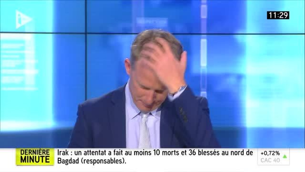 Oups... un journaliste d'iTELE passe une minute en direct sans le savoir