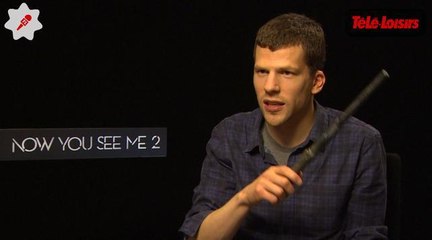 Jesse Eisenberg (Insaisissables 2) : on a parlé magie et Harry Potter avec l’acteur ! (INTERVIEW)