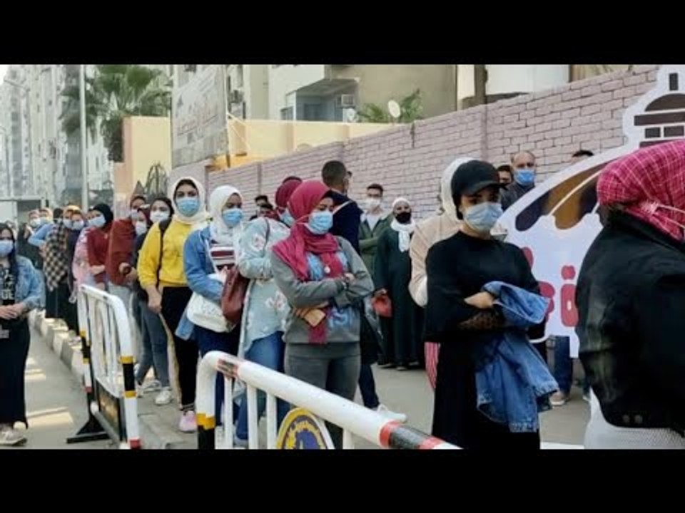 إقبال كثيف على  إحدى لجان مدينة نصر في اليوم الثاني للتصويت