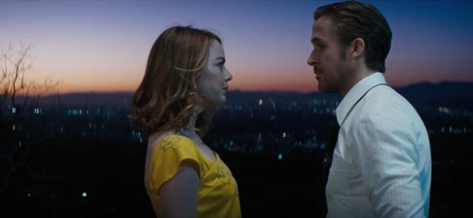 La La Land : Emma Stone chante pour Ryan Gosling dans un adorable nouveau trailer (VIDEO)