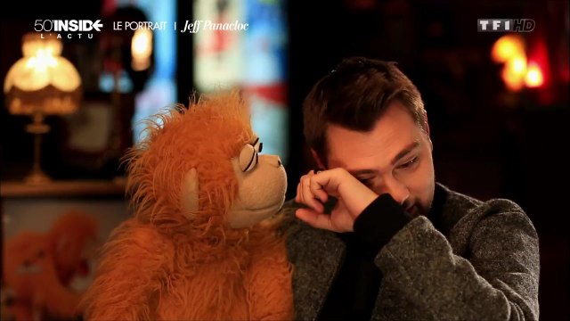 Jeff Panacloc craque en interview face à Nikos... Le Zapping people