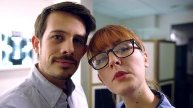 Martin sexe faible : alors, ça fait quoi de se faire palper les couilles ?