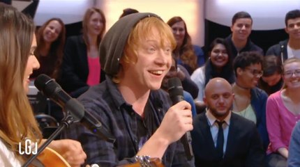Harry Potter : Rupert Grint mis au défi de chanter du Ed Sheeran sur le plateau du Grand Journal (VIDÉO)