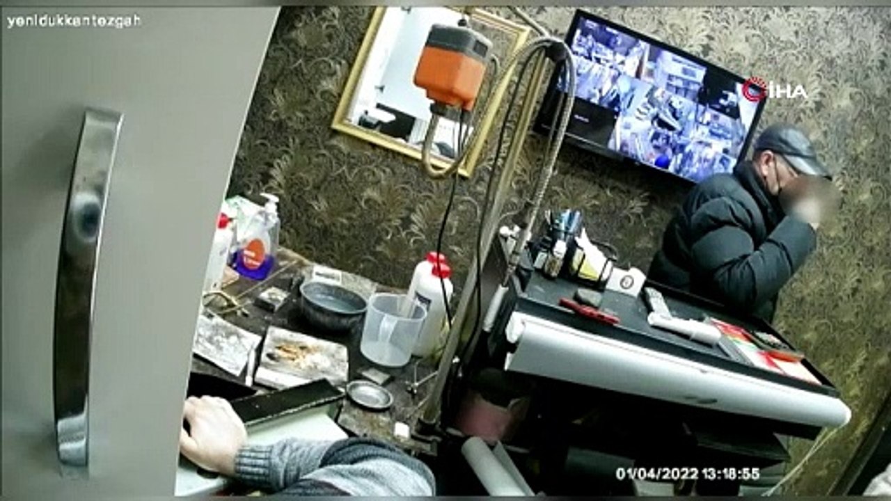 Groenendijk, karşılaşmanın ardından düzenlenen basın toplantısında yaptığı açıklamada, "Futbolda finalde kaybetmek en kötü duygulardan biridir. Penaltılarda kaybetmek bu kötü duyguyu arttırır. Maalesef bu kötü duygular içindey