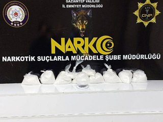 GAZİANTEP'TE 8,5 KİLO METAMFETAMİN ELE GEÇİRİLDİ; 3 GÖZALTI