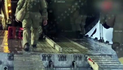Rus askerleri Kazakistan'a girdi, ilk görüntüler geldi