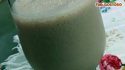 Pau na coxa (vinho com leite condensado)