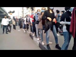 طابور للفتيات بعد انتهاء الاستراحة بلجنة الجامعة العمالية بمدينة نصر