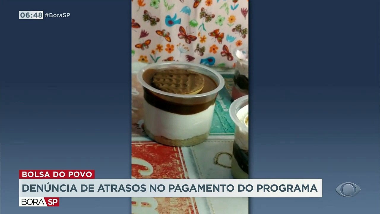 Beneficiários do programa Bolsa do Povo, do governo estadual, reclamam de atraso de pagamento nos últimos meses. Muita gente já entrou no vermelho e não sabe mais o que fazer.