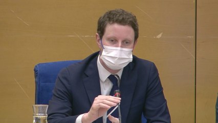 Passe vaccinal : « On ne veut pas empêcher la circulation aux frontières », rappelle Clément Beaune