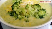 Sopa de brócolis com queijo low carb
