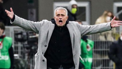 Dünya bu dev maçı konuşuyor! Mourinho'nun Roma'sını gerçekten yaktılar