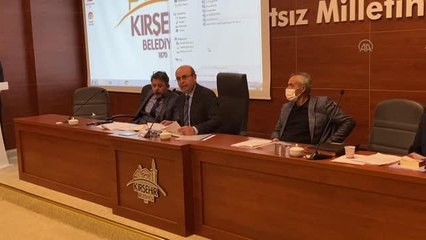 Kırşehir Belediye Meclisinde işten çıkarılan sözleşmeli memurlarla ilgili tartışma yaşandı