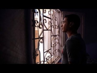 حكاية سباك صعيدي بدرجة باحث ماجستير: لن أتخلى عن جلباب أبي