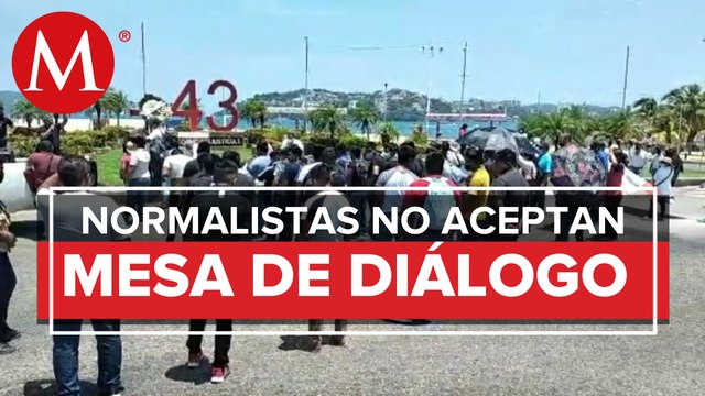 Normalistas exigen esclarecimiento de crímenes impunes, no aceptan mesa de diálogo