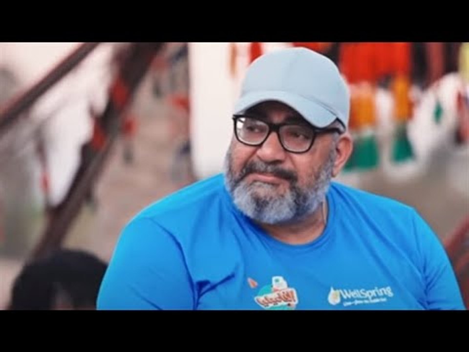 نجوم الفن يغيبون عن جنازة والد بيومي فؤاد