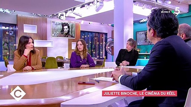 Juliette Binoche raconte son expérience de personne sans domicile fixe sur le plateau de l'émission C à vous .
