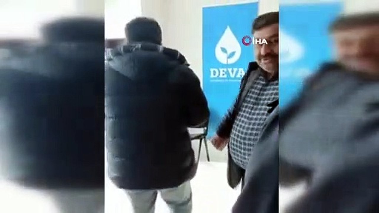 Ali Babacan'ın DEVA'sında rezillik! O anlarda kamera kayıttaydı
