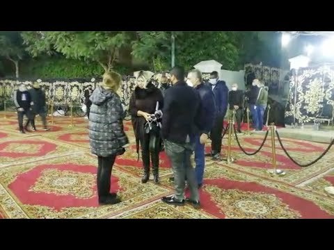 يسرا وبوسي شلبي ومحمد سامي أول الحضور في عزاء محمد الصغير