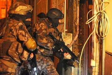 BURSA'DA SİLAHLI SUÇ ÖRGÜTÜNE OPERASYON: 12 GÖZALTI