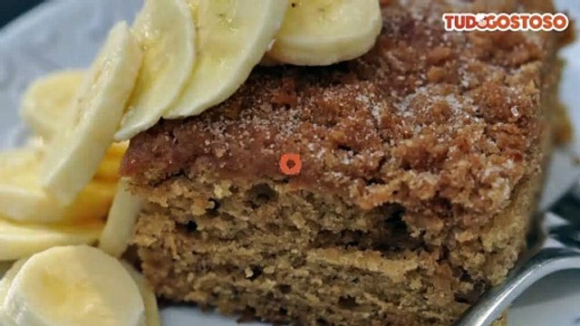 Bolo de banana integral e funcional de liquidificador